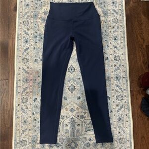 Alo Airbrush leggings size Medium